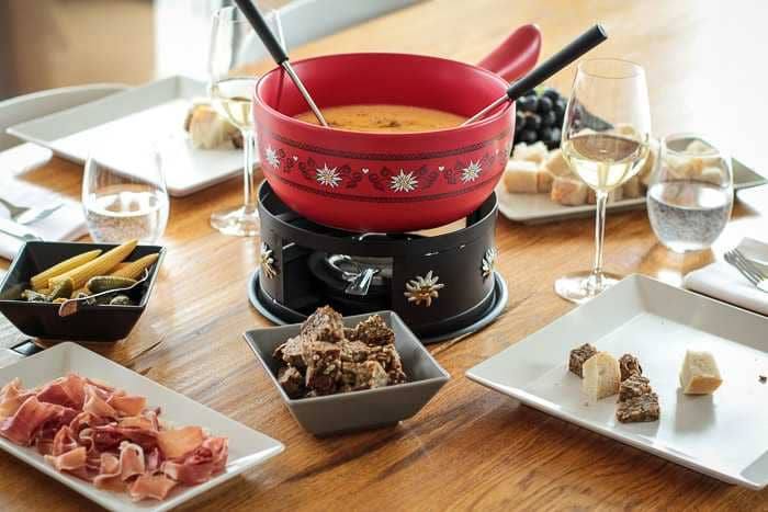 Fondue Geschirr mit Leckerein